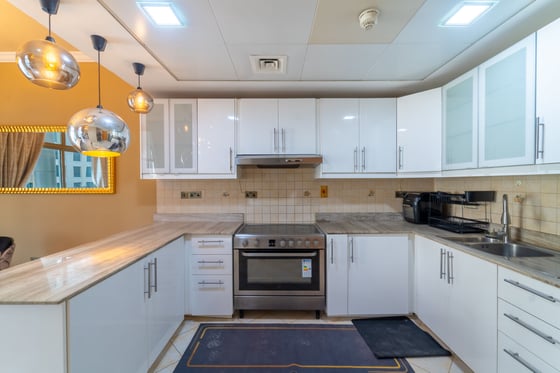Fully Furnished  |  Vacant  |  Upgraded., picture 6