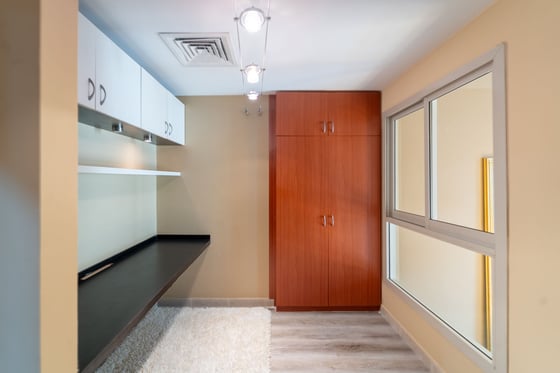 Fully Furnished  |  Vacant  |  Upgraded., picture 12