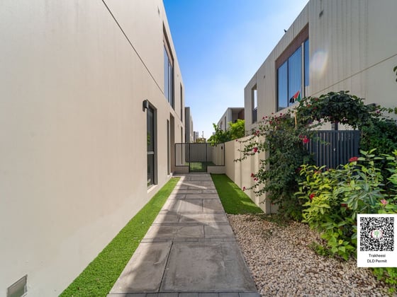 Vacant Now | Spacious Layout | Great Location, picture 11