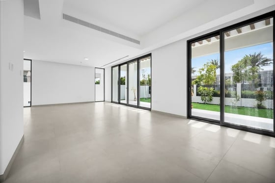 Brand New  |  Landscaped  |  Park Backing, picture 4
