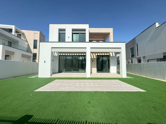 Brand New  |  Landscaped  |  Park Backing, picture 1