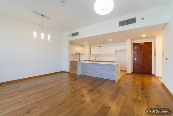 Cheapest | Vacant 2 Bedroom |  On The Market, picture 6