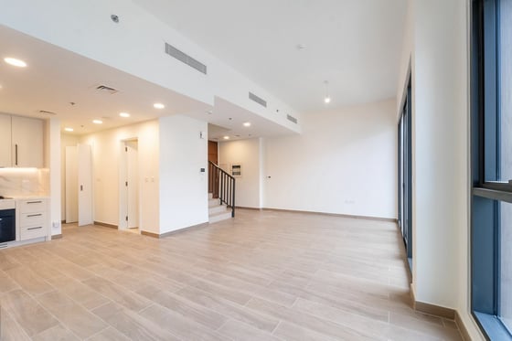 Duplex | Pool + Gym Access | Private Entrance, picture 2