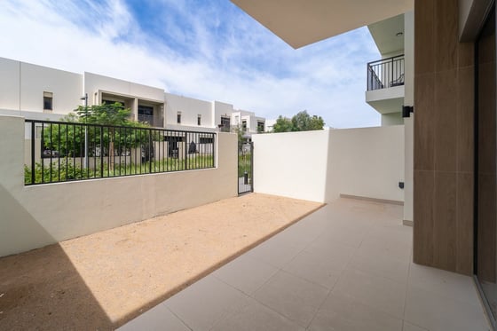 Duplex | Pool + Gym Access | Private Entrance, picture 29