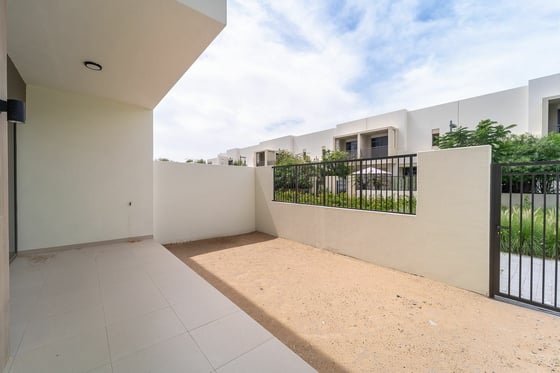 Duplex | Pool + Gym Access | Private Entrance, picture 31
