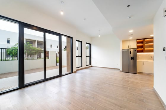 Duplex | Pool + Gym Access | Private Entrance, picture 3