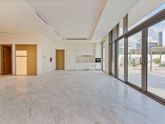 Luxury 4-Bed Villa | District One | MBR City, picture 2