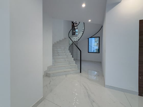 Spacious Marble-Finished Villa | Palm Jumeirah, picture 6