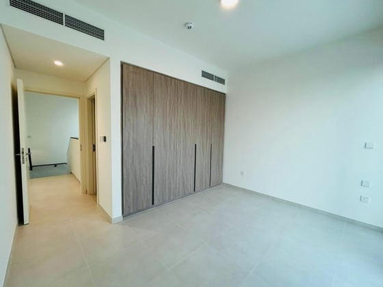 Vacant Soon | Great Location | Spacious Layout, picture 10