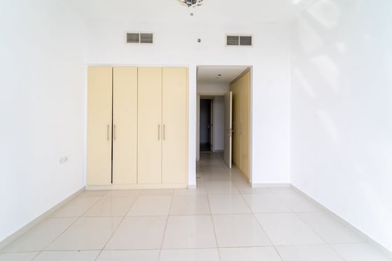Golf View | Real Unit | Top Floor | Vacant, picture 10