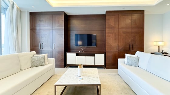 Furnished apartment in Downtown with Burj Khalifa view, picture 3