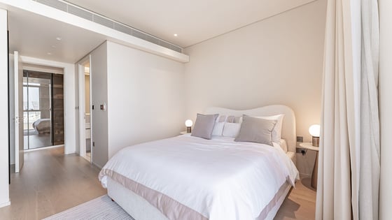 Fully upgraded apartment in Bluewaters with Ain view, picture 12