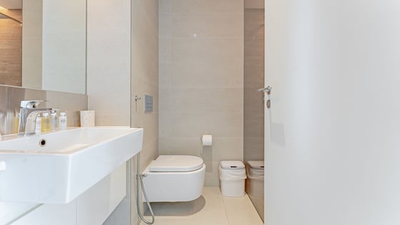 Best price apartment in Bluewaters with Ain view, picture 20