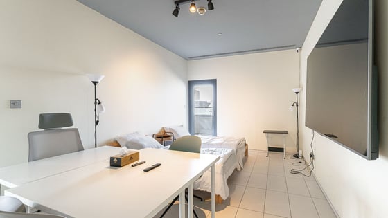 Exceptional apartment in DIFC with Burj and Sea view, picture 8