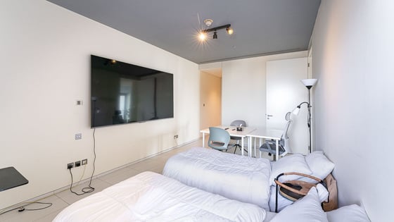 Exceptional apartment in DIFC with Burj and Sea view, picture 7