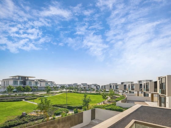 An Elie Saab Designed Residence in Palm Hills with Panoramic Burj Khalifa Views, picture 10