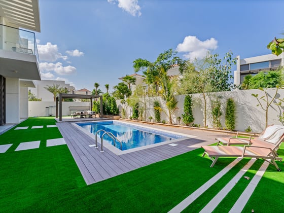 Luxury 5BR Villa | District One | 6,859 Sq Ft, picture 1