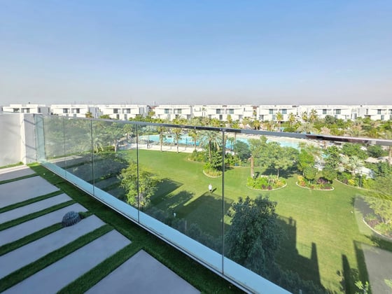 A Lagoon-Facing Ixora Residence with Burj Khalifa Views, picture 15
