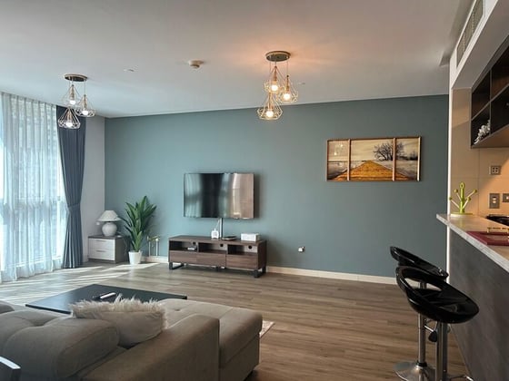 Exclusive |  Spacious Layout | Vacant..., picture 2