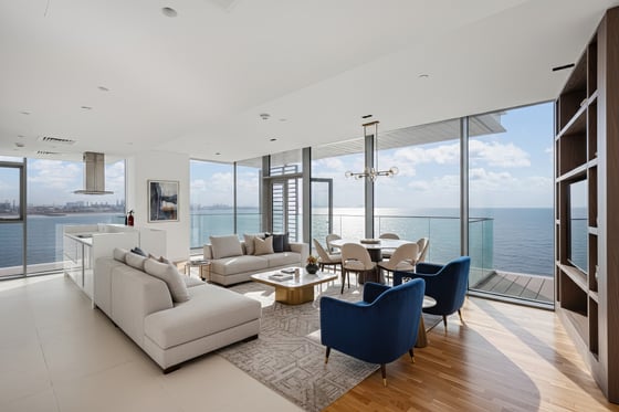 Seaside Sophistication | Breathtaking Sea View, picture 4