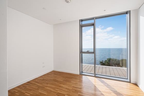 Seaside Sophistication | Breathtaking Sea View, picture 15