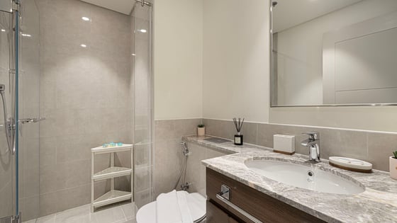 Upgraded apartment in Downtown with spectacular view, picture 20