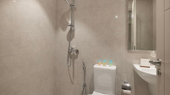 Upgraded apartment in Downtown with spectacular view, picture 24