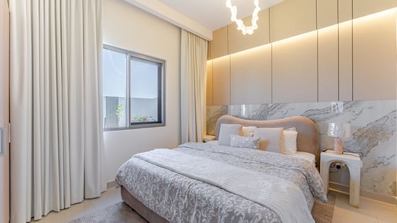 Spacious villa in Dubai South with lagoon view, picture 9