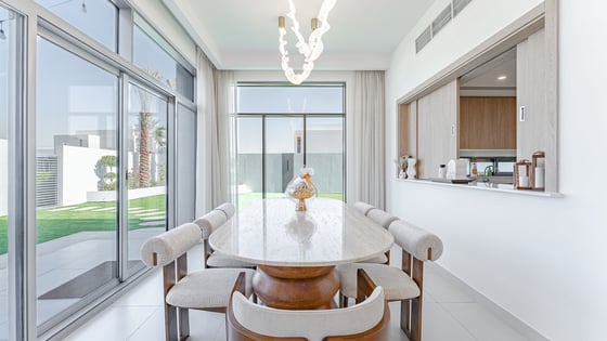 Spacious villa in Dubai South with lagoon view, picture 8