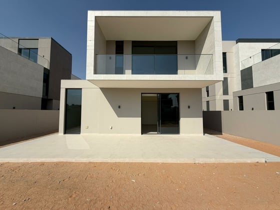 Great Location | Spacious | Must See...., picture 2