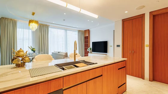 Elegant apartment in Palm Jumeirah with beach access, picture 6