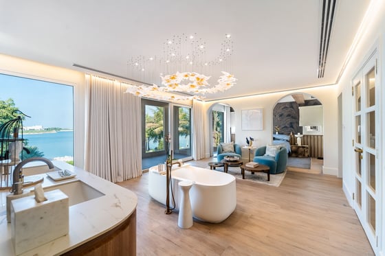 Ultra Luxury | Stunning Views | Generous Plot, picture 21