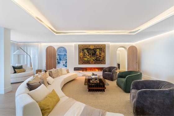 Ultra Luxury | Stunning Views | Generous Plot, picture 5