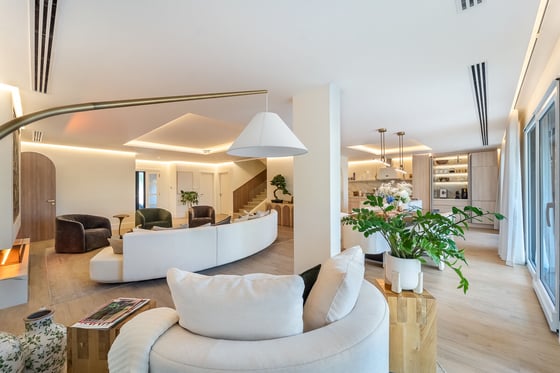 Ultra Luxury | Stunning Views | Generous Plot, picture 7