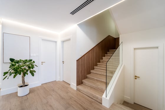 Ultra Luxury | Stunning Views | Generous Plot, picture 11