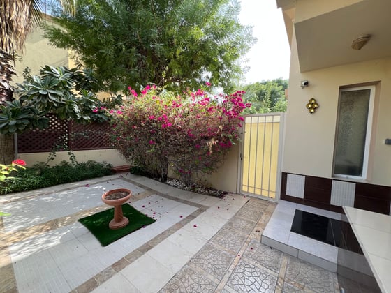 Fully Upgraded | Furnished | Landscaped., picture 21