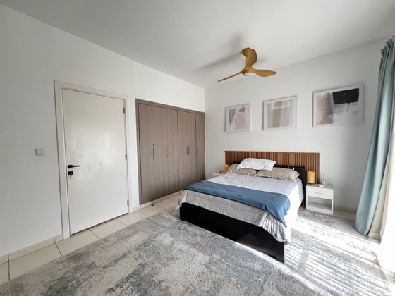 Fully Upgraded | Furnished | Landscaped., picture 11