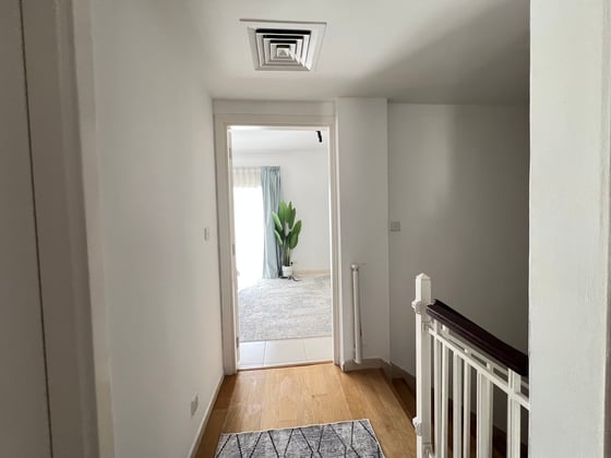 Fully Upgraded | Furnished | Landscaped., picture 14