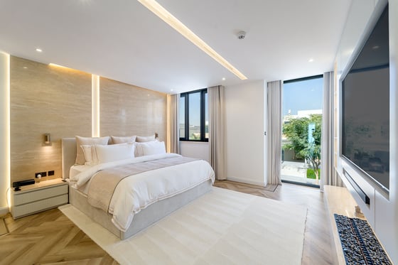 Exclusive | Completely Remodelled | Luxury Home, picture 20