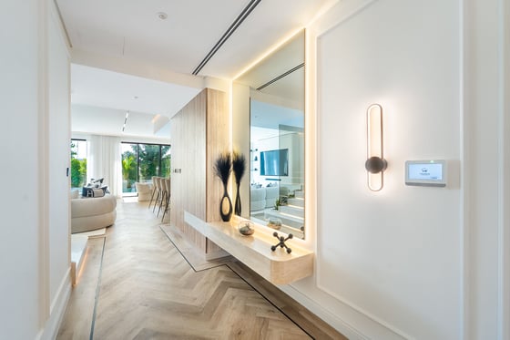 Exclusive | Completely Remodelled | Luxury Home, picture 8