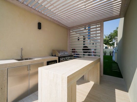 Exclusive | Completely Remodelled | Luxury Home, picture 6