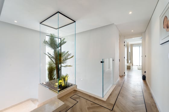 Exclusive | Completely Remodelled | Luxury Home, picture 19