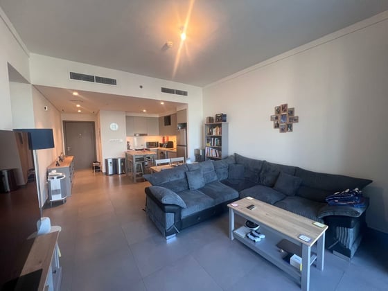 Vacant | Available | Furnished.........., picture 1