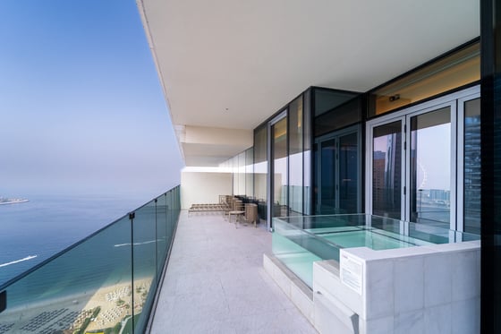 Panoramic Sea Views | Luxury Beachfront Living, picture 2