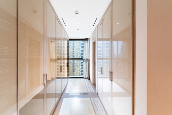Panoramic Sea Views | Luxury Beachfront Living, picture 18