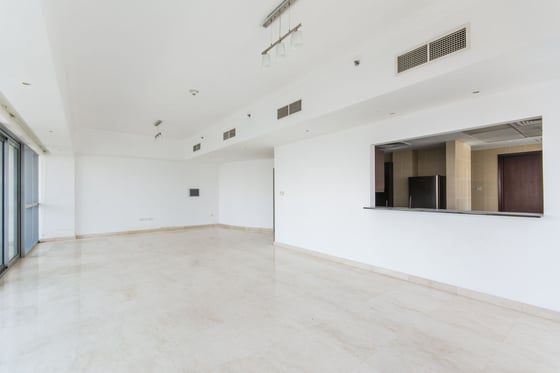 Exclusive | High Floor | Full Marina View, picture 5