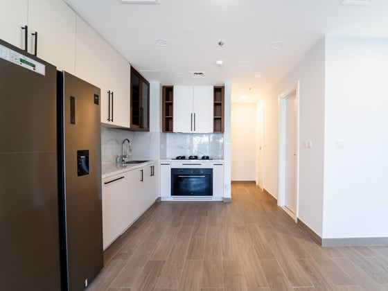 Large Duplex |Townhouse Style | Tenanted, picture 3