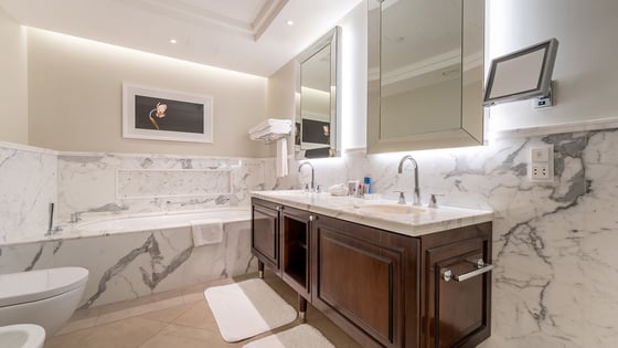 Best layout apartment in Downtown with Burj view, picture 11