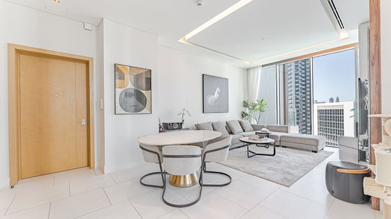 Upgraded apartment in Business Bay with Burj view, picture 5