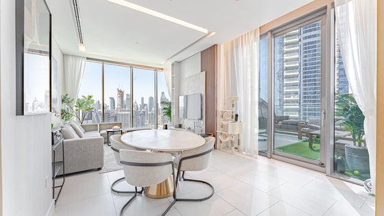 Upgraded apartment in Business Bay with Burj view, picture 1
